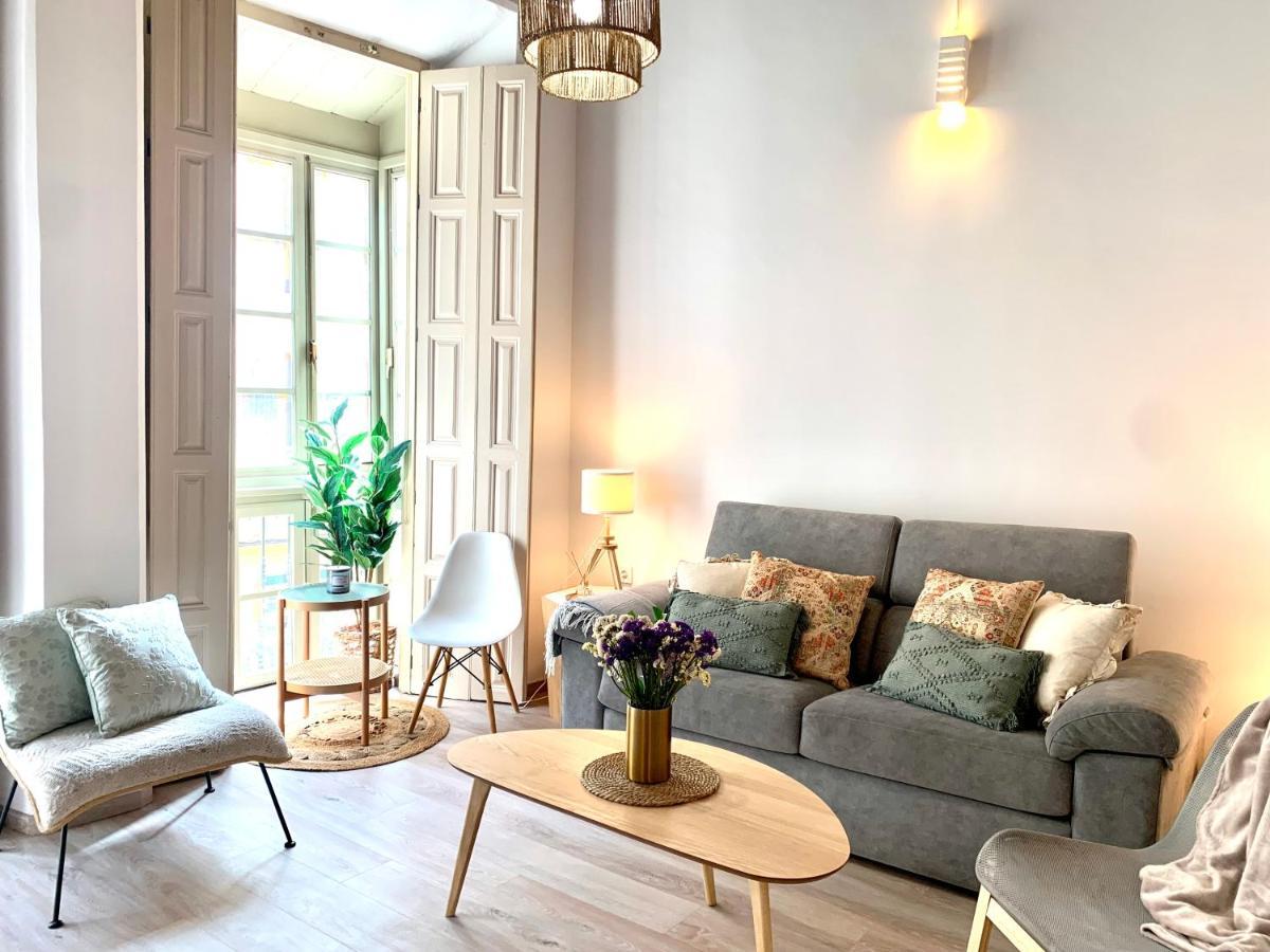 Homely Málaga Loft Especerías Exterior foto