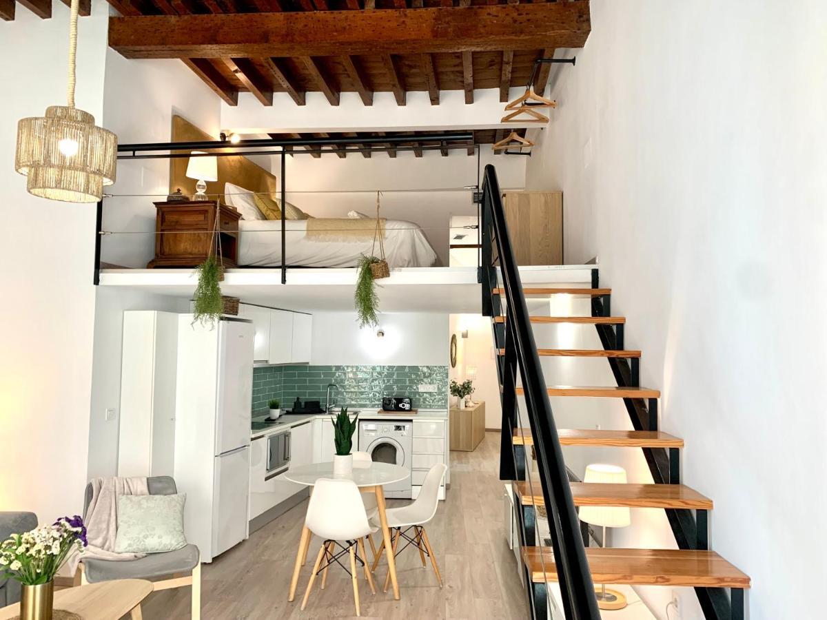 Homely Málaga Loft Especerías Exterior foto